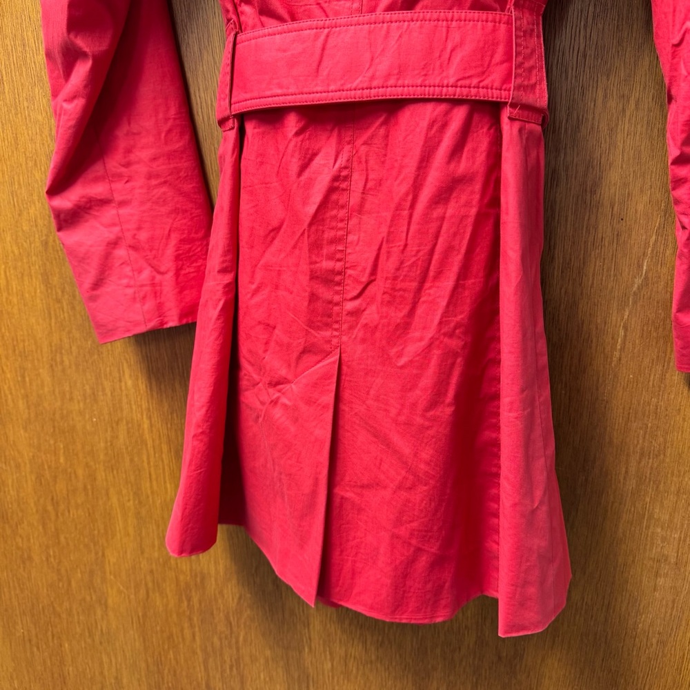 Smythe Belted Long Sleeve Collared Trenchcoat Trench Jacket Red White Button 6 - Picture 6 of 15
